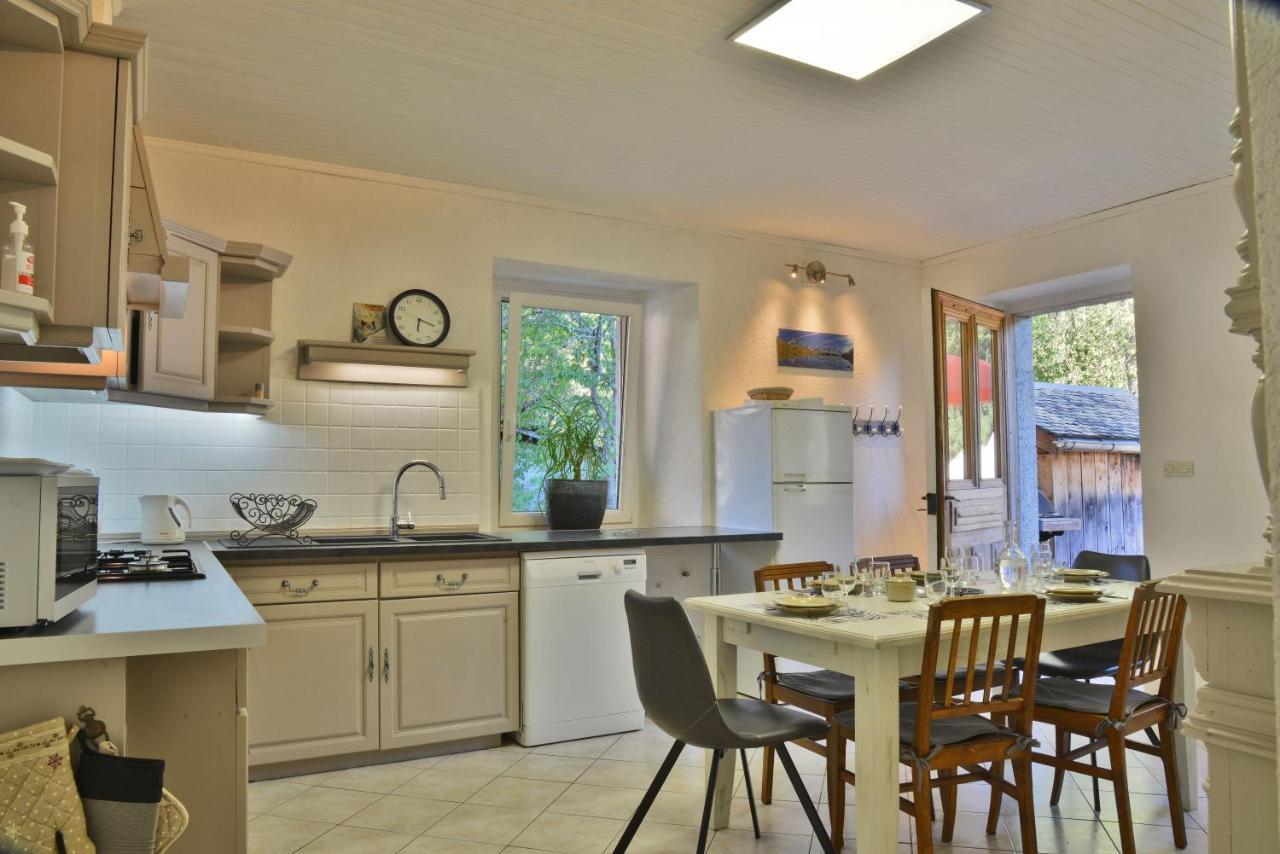 Appartement 6 Pers 70 M² Dans Chalet Chez Marie Монрьон Экстерьер фото